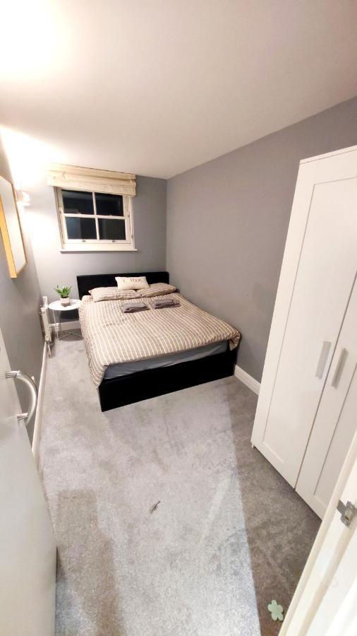 Amazing Flat Near South Kensington - 2 To 3 Bedrooms Лондон Экстерьер фото